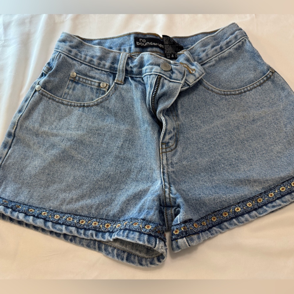 No Boundaries Light Blue Denim Shorts with Embroidered Floral Hem